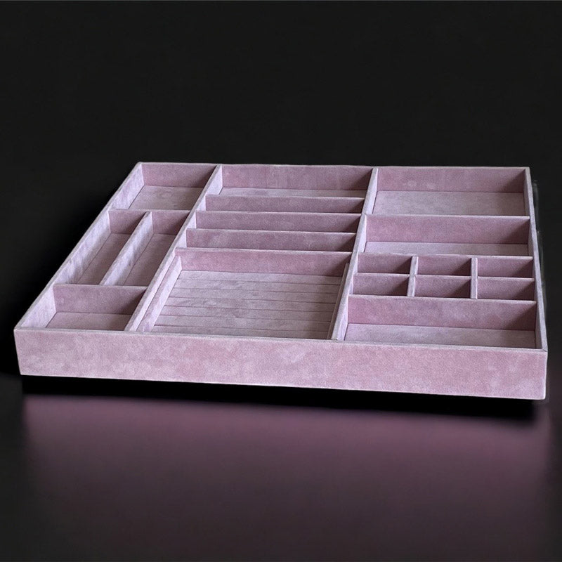 Armadi Organizzati e Personalizzati: Scatole e Contenitori su Misura - Private Trunks