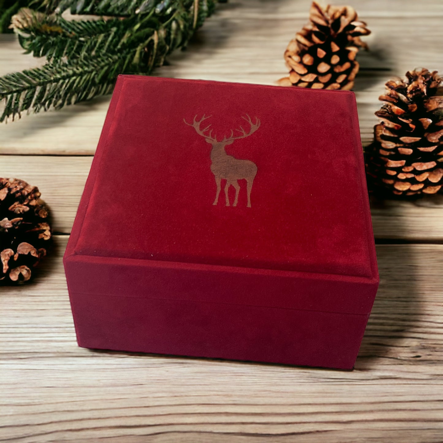 Scatola Porta oggetti Desing Alpino con Figure di Cervo e Orso