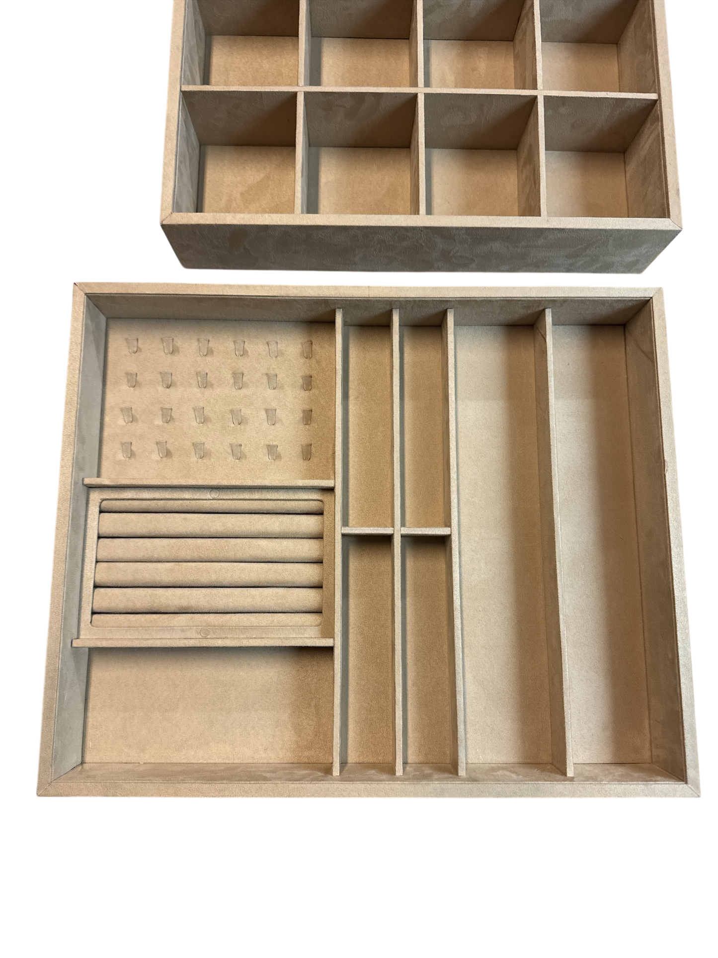 Armadi Organizzati e Personalizzati: Scatole e Contenitori su Misura - Private Trunks