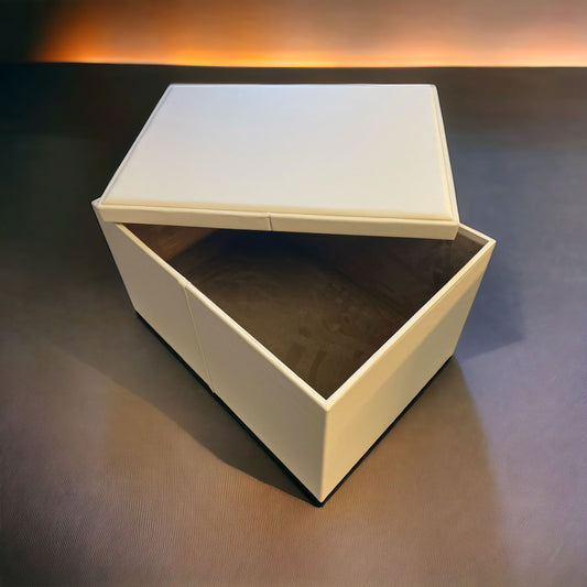 Armadi Organizzati e Personalizzati: Scatole e Contenitori su Misura - Private Trunks